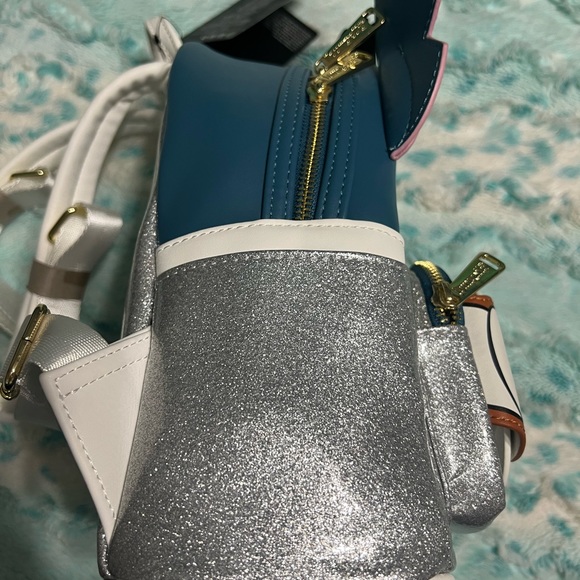 💙 SOLD 💙 - Picture 6 of 7